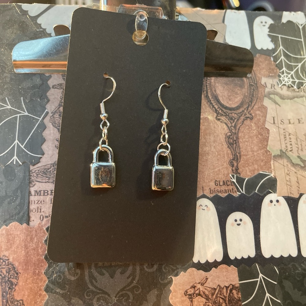 Lock Earrings - Picture 2 of 2